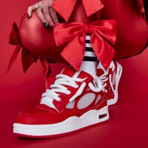 NIB Red Laser Cut Out AZALEA WANG Red & White Cushioned Tounge Fashion Sneaker